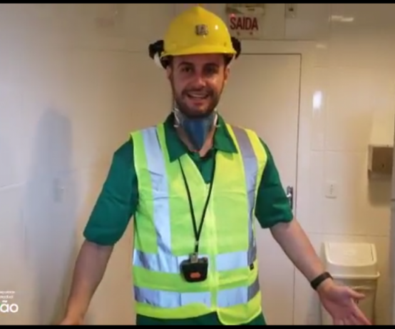 Rotina dos mineiros é mostrada em vídeo