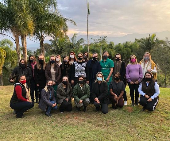 Encontro valoriza as mulheres da CCL
