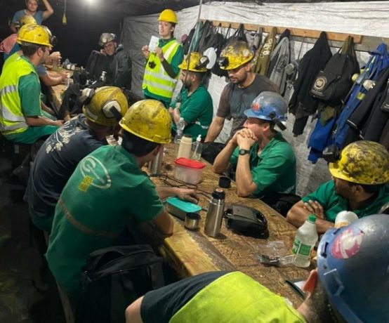 Início de turno diferente motiva profissionais em subsolo