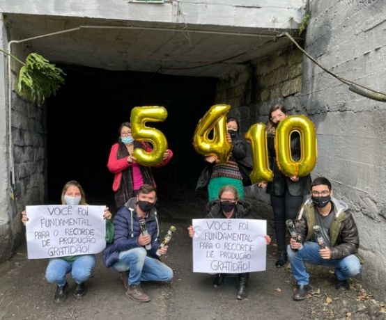 Mina Bonito bate recorde histórico de produção