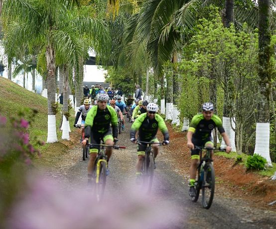 II Pedal Carbonífera Catarinense Mountain Bike reúne 50 ciclistas em Lauro Müller