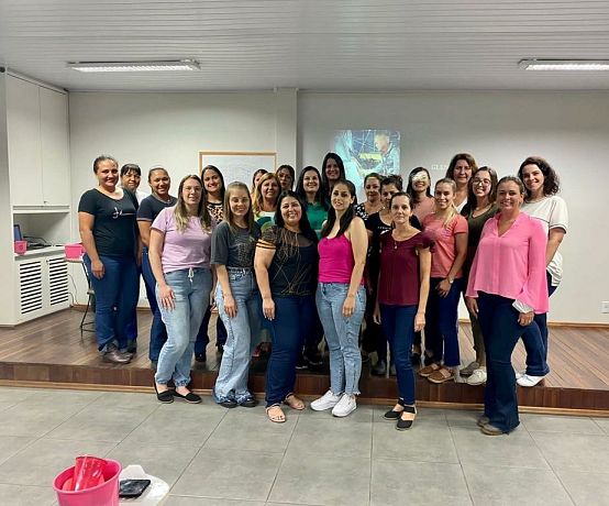 MULHERES CCL SÃO HOMENAGEADAS COM SESSÃO DE CINEMA ESPECIAL 