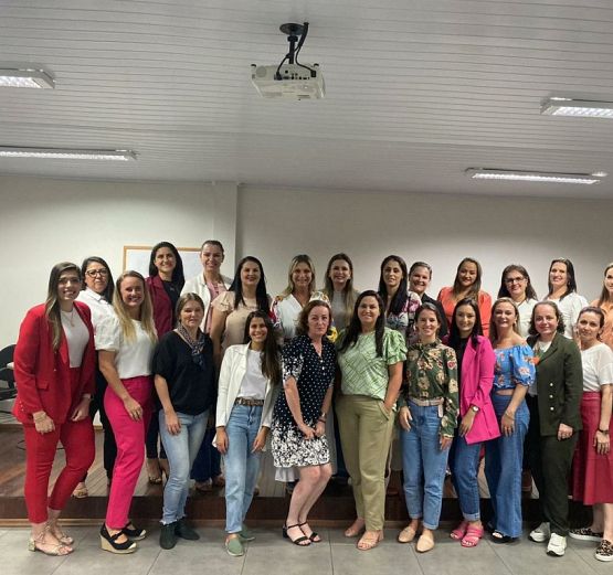 NÚCLEO DA MULHER DA ACIO VISITA CCL